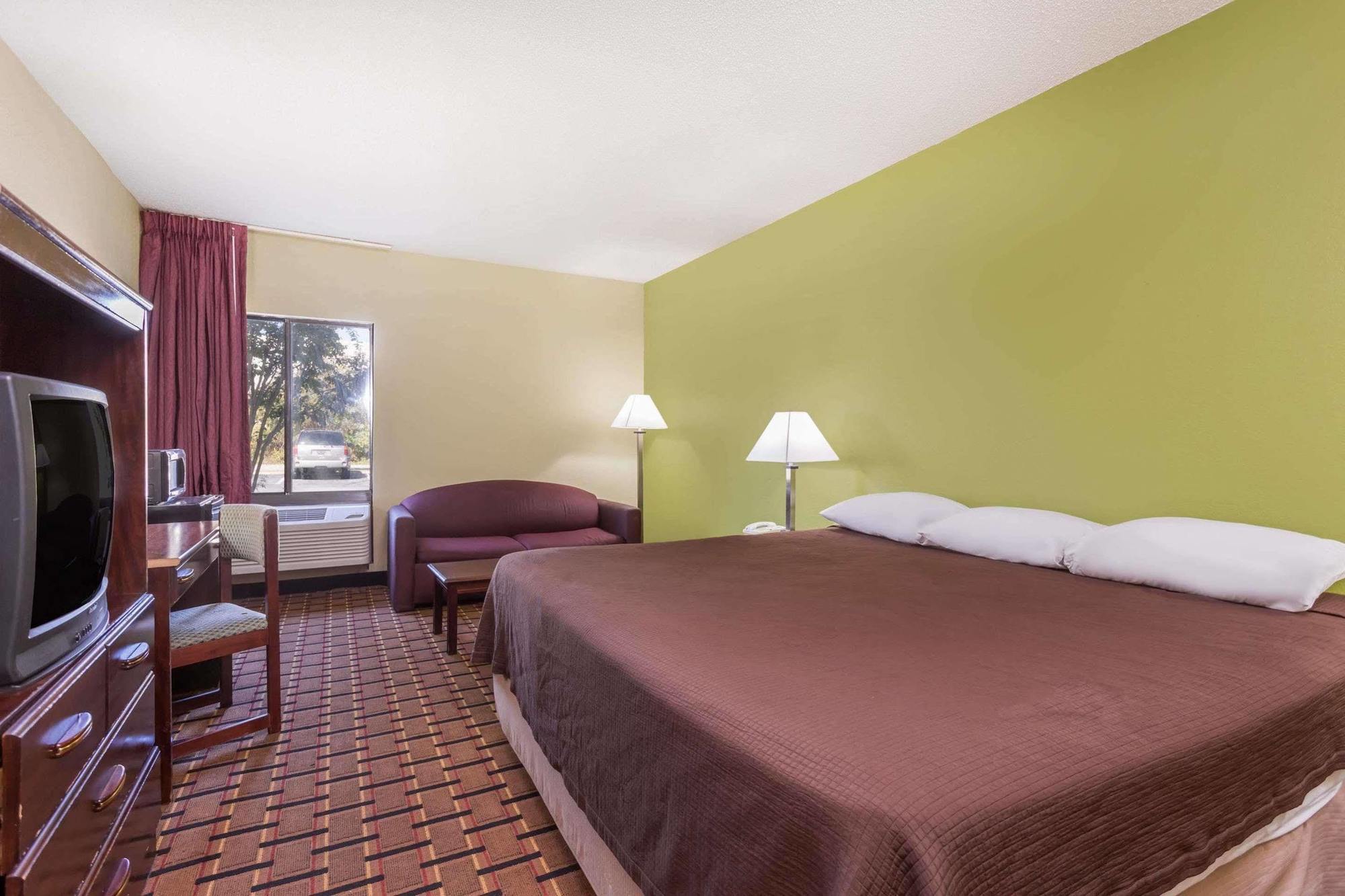 Super 8 By Wyndham Greer/Spartanburg Area Exterior photo