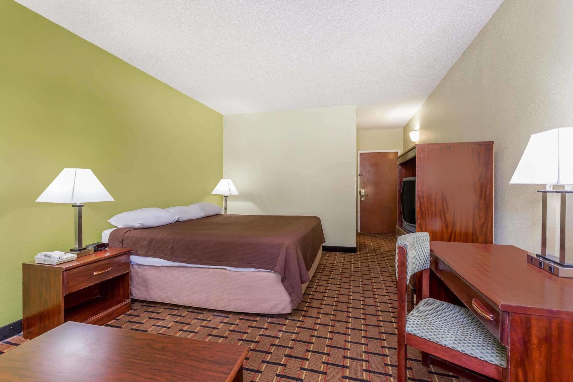 Super 8 By Wyndham Greer/Spartanburg Area Exterior photo